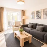 Manatee Mit Sauna & Fitness Apartamento *