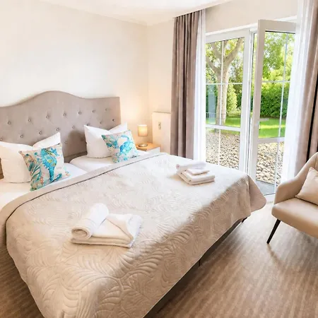 Villa Manatee mit Sauna stilvolle Ferienwohnungen mit Terrasse und Balkon