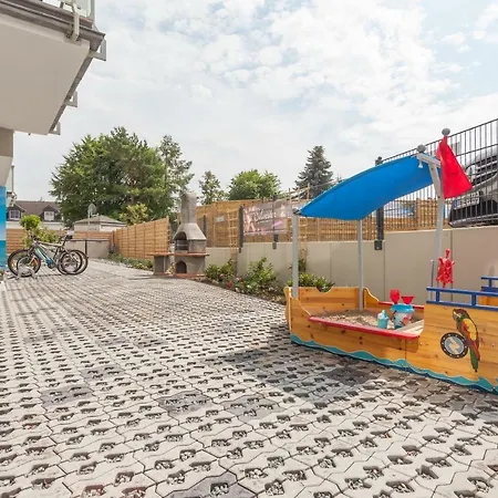 Manatee Mit Sauna Und Fitness *